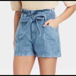 BNWT Target paperbag high-waisted denim shorts, 29
